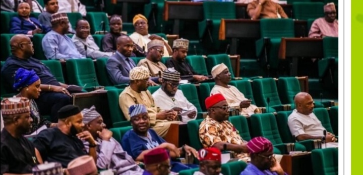 Reps Consider Bill To Ban Journalists Without Media Degree
